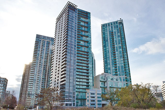 Onyx Condos and Lofts in Square One at 223 Webb Drive, Mississauga